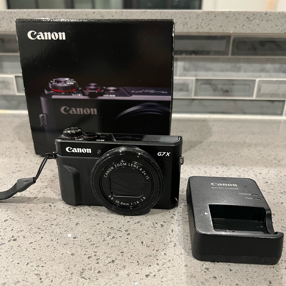 Canon PowerShot G7X Mark ll